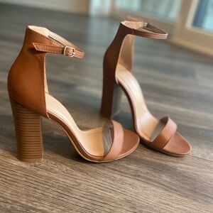 Chestnut brown wooden heels